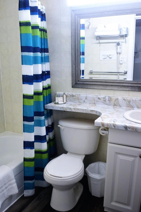 Stratford Suburban Motel Zewnętrze zdjęcie